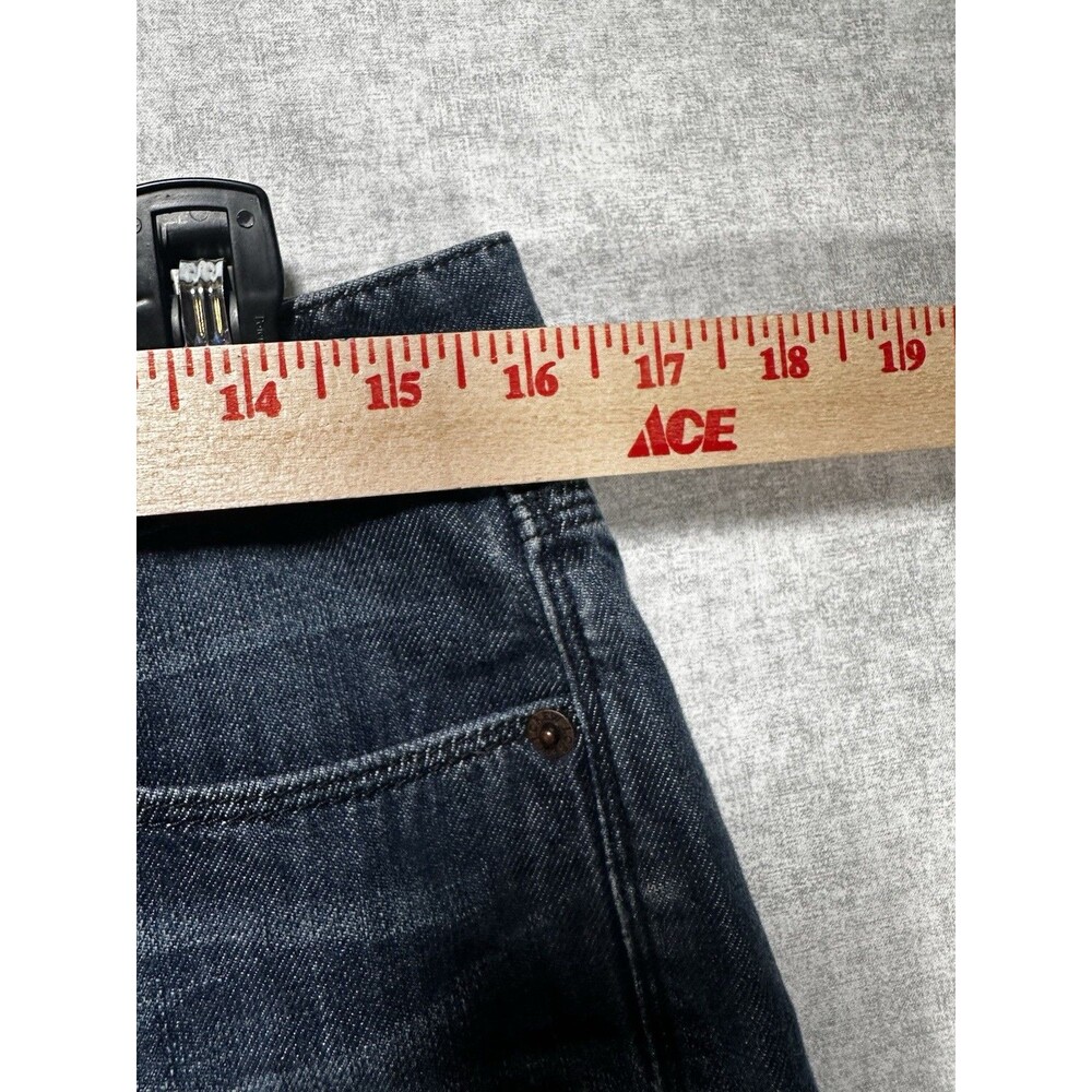 J Crew Cut Off Denim Shorts Size 6 Medium Wash EUC 2” inseam - Picture 2 of 7
